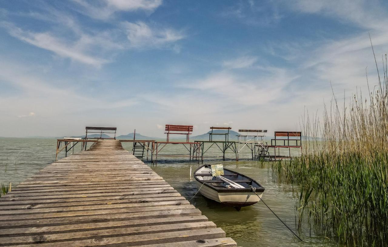 Komfort Home Bursport Bt. Haz Balatonfenyves Bagian luar foto