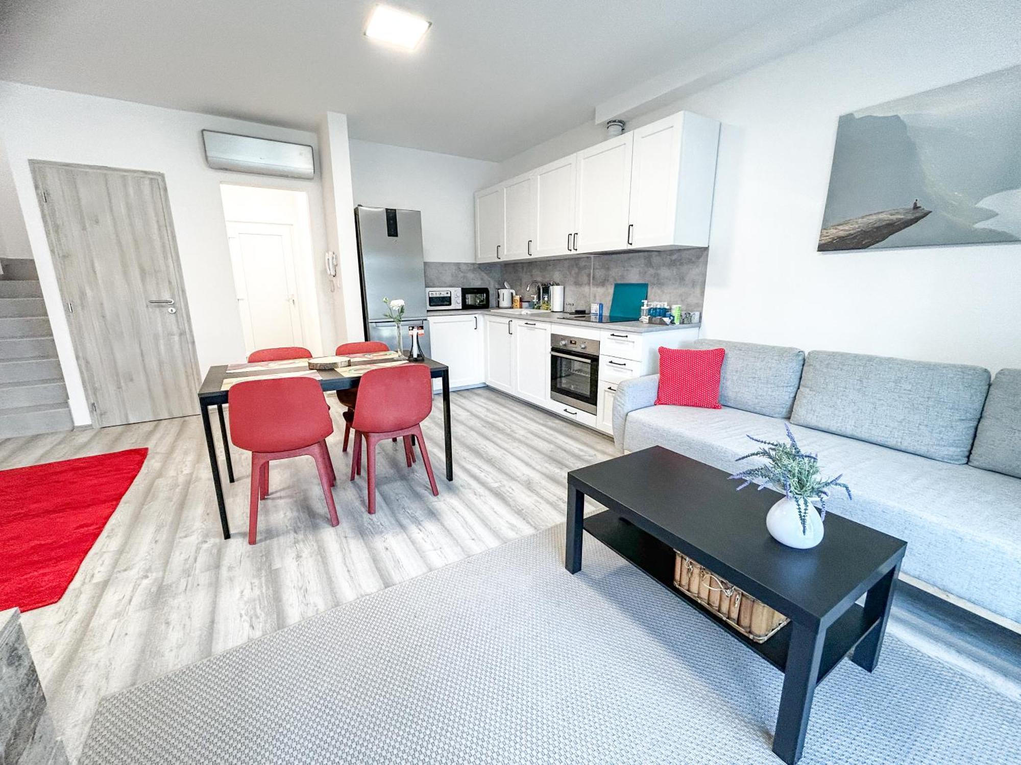Komfort Home Bursport Bt. Haz Balatonfenyves Bagian luar foto